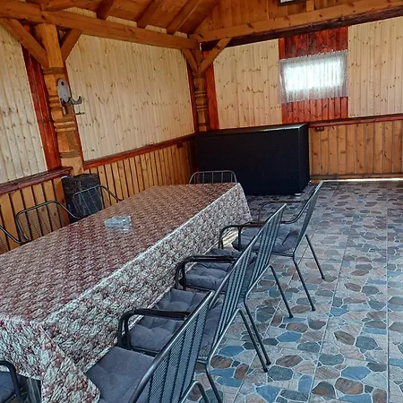 Casa Potcovarului Case de vacanță *