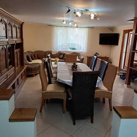 Case de vacanță Casa Potcovarului *